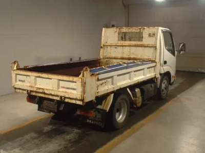 Hino DUTRO