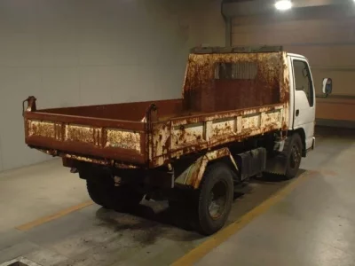 Isuzu ELF