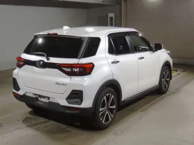 Daihatsu ROCKY