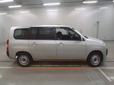 Toyota SUCCEED