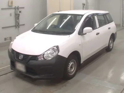 Nissan AD