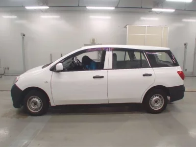 Nissan AD
