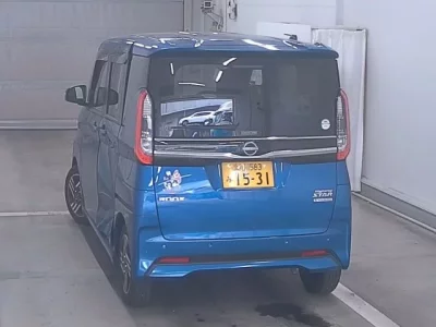 Nissan ROOX