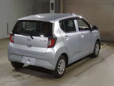 Daihatsu MIRA E S