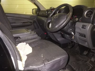Nissan CARAVAN VAN