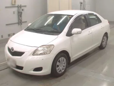 Toyota BELTA