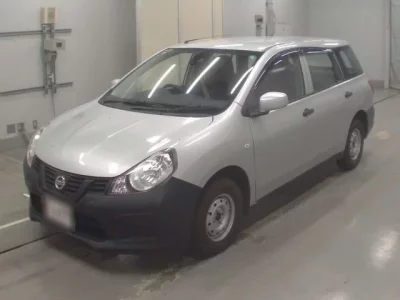Nissan AD