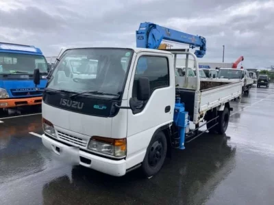 Isuzu ELF