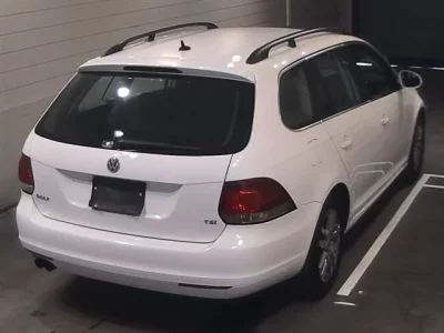Volkswagen GOLF VARIANT