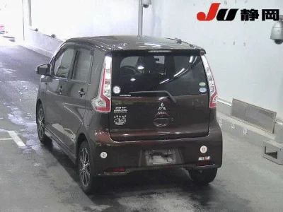 Mitsubishi EK CUSTOM