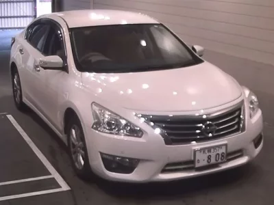Nissan TEANA