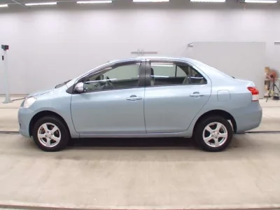 Toyota BELTA