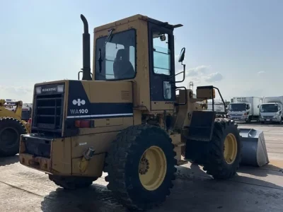 KOMATSU WA100-1