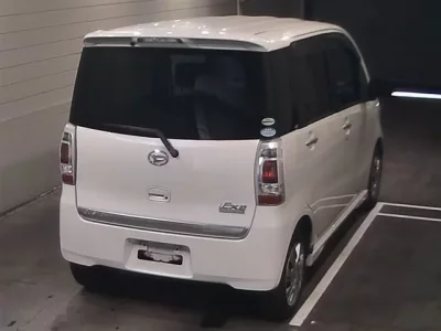 Daihatsu TANTO EXE