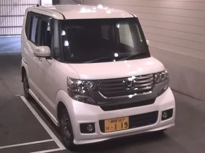 Honda N BOX