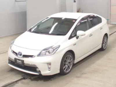 Toyota PRIUS PHV