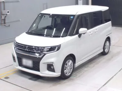 Mitsubishi DELICA D2