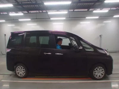 Mazda BIANTE