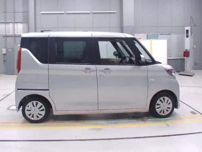 Mitsubishi EK SPACE