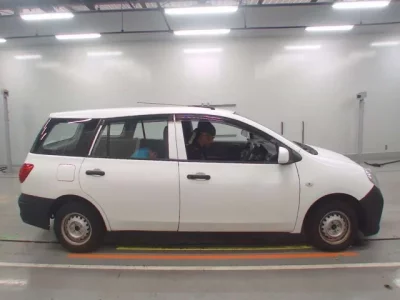 Nissan AD