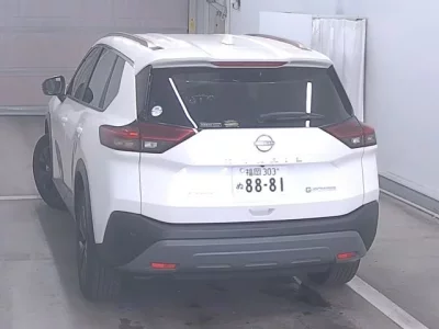 Nissan X-TRAIL