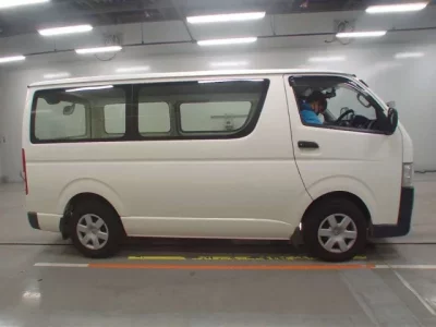 Toyota REGIUS ACE VAN