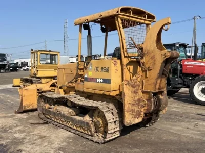 KOMATSU D31AM-18