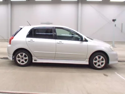 Toyota COROLLA RUNX