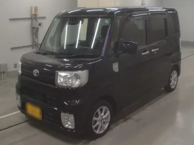 Toyota PIXIS MEGA