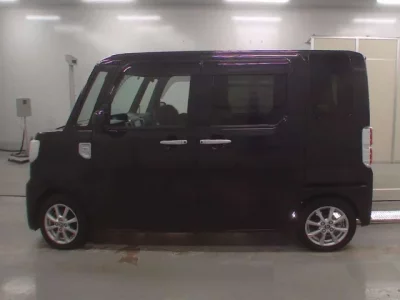 Toyota PIXIS MEGA