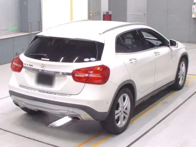 Mercedes-Benz GLA CLASS