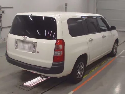 Toyota SUCCEED