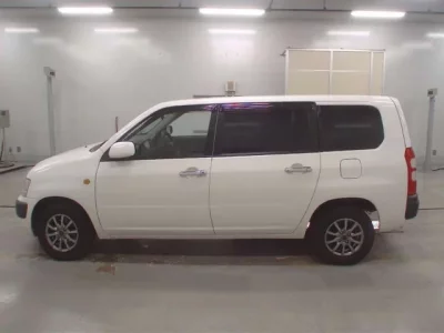 Toyota SUCCEED