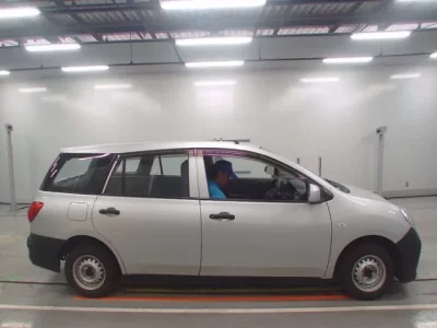 Nissan AD