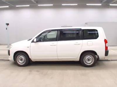 Toyota SUCCEED