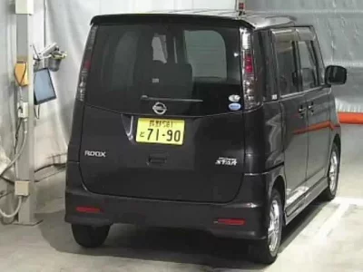 Nissan ROOX
