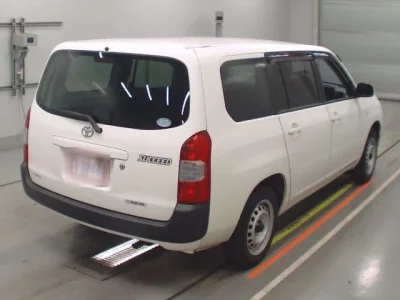 Toyota SUCCEED