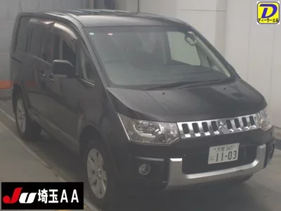 Mitsubishi DELICA D5