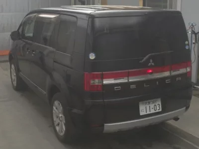 Mitsubishi DELICA D5
