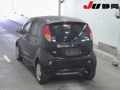 Mitsubishi I