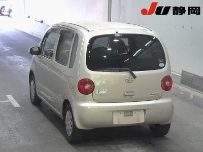 Daihatsu MOVE LATTE