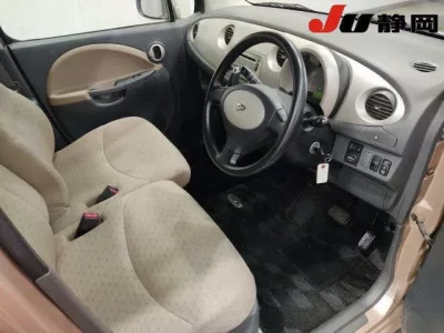 Daihatsu MOVE LATTE