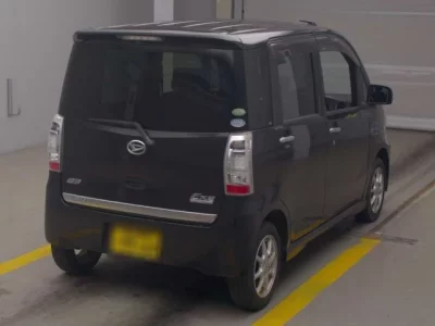 Daihatsu TANTO EXE