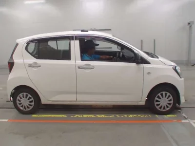 Daihatsu MIRA E S