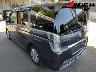 Honda STEP WAGON