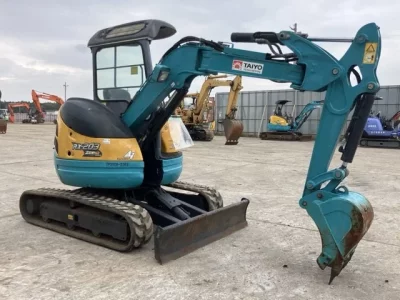 KOMATSU PC20UU-3