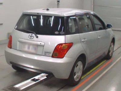 Toyota IST