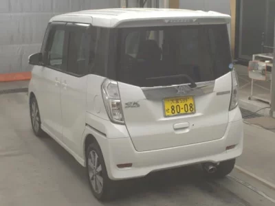 Mitsubishi EK SPACE