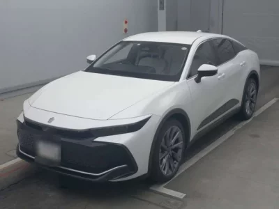 Toyota CROWN CROSSOVER