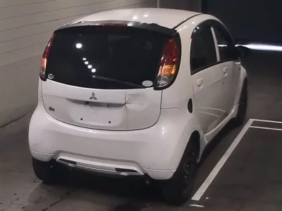 Mitsubishi I